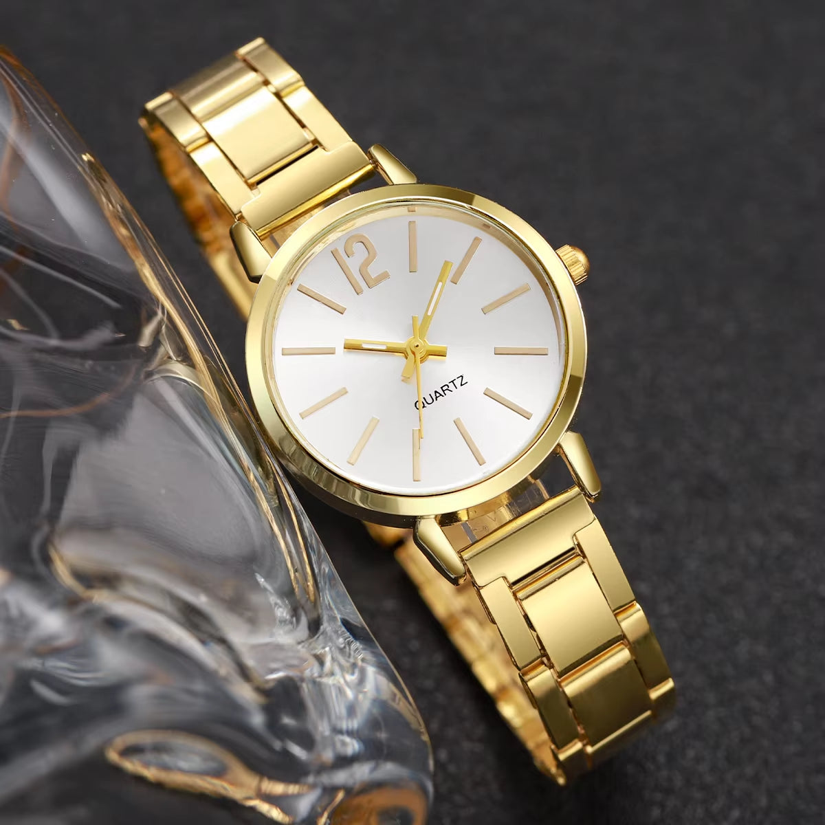 Fashion Women Elagant Watch Casual Simple Steel Strap Quartz Watch Love Bracelet 2Pcs Set Temperament Wearing Style